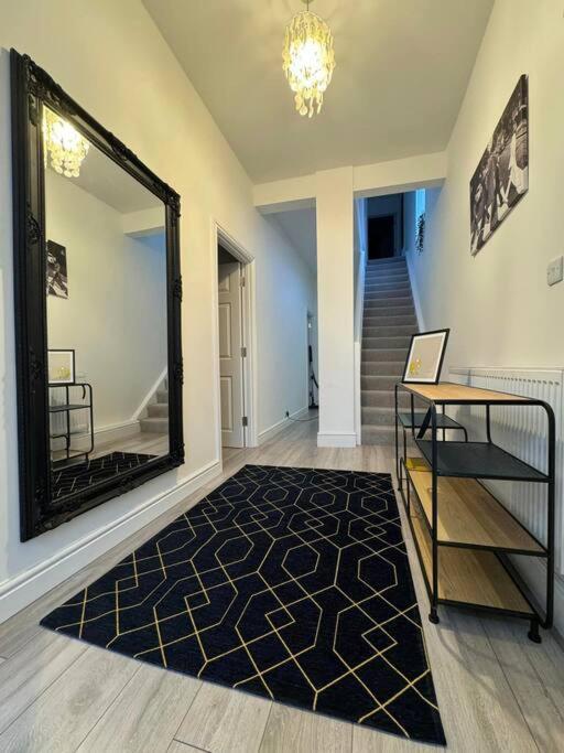 Modern 5 Bed Near Excel -Big Ben Vila Londres Exterior foto